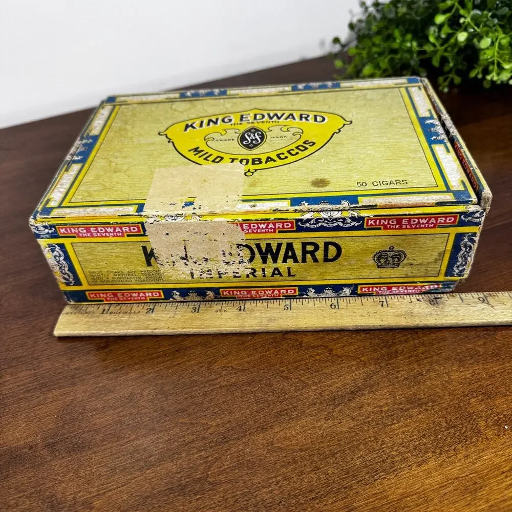 King Edward Imperial Mild Tobaccos Empty Collectible Cigar Box 1950s